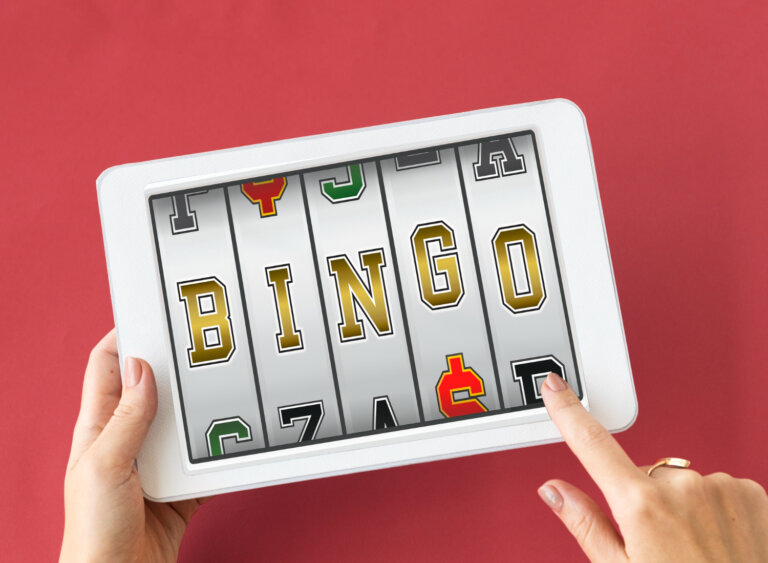 How Slot Machine Design Influences Player Behavior